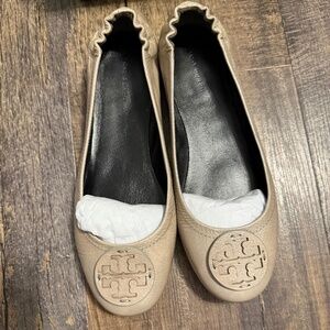 Tory Burch Minnie flats